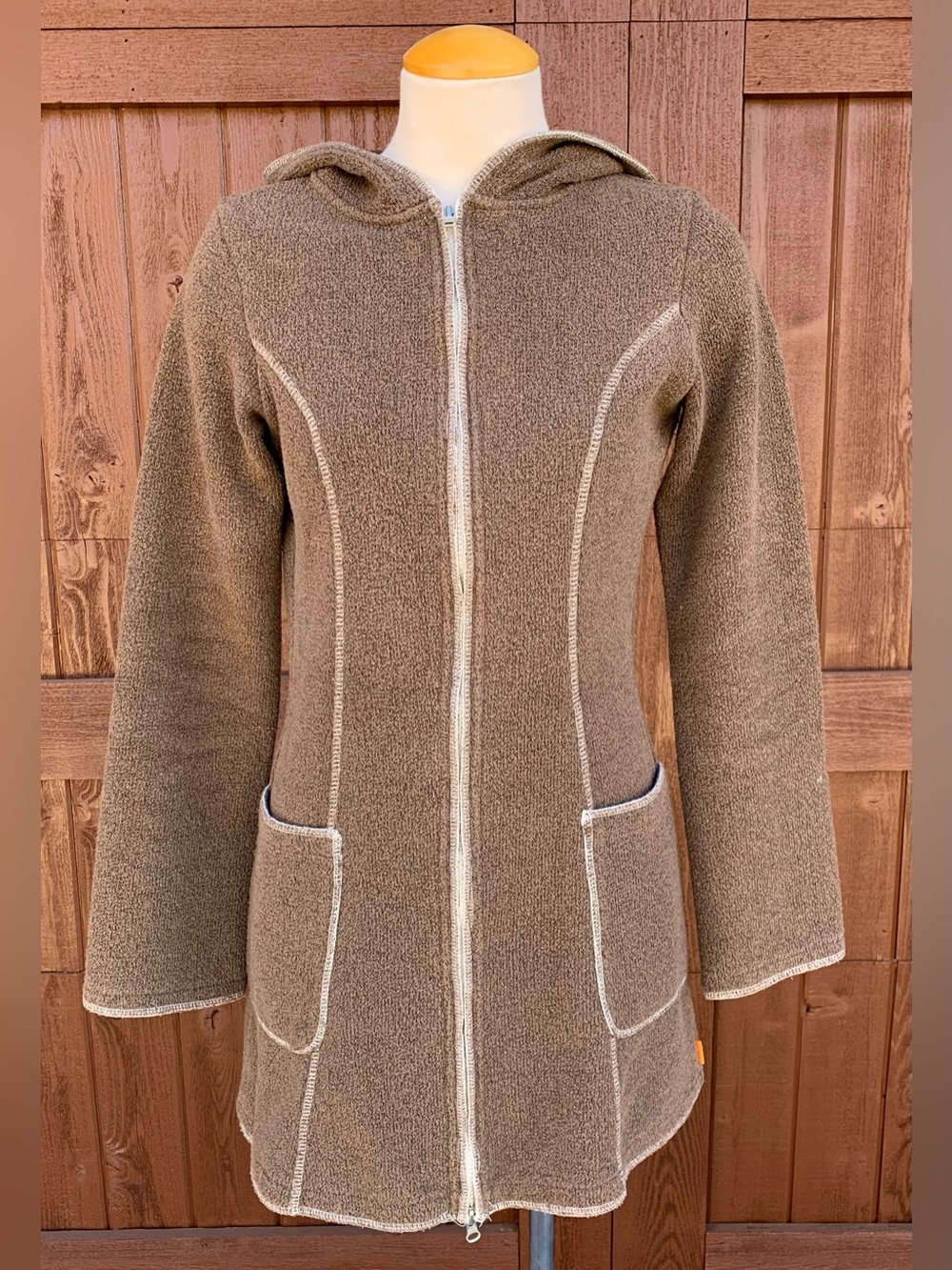 LUCY Sweater